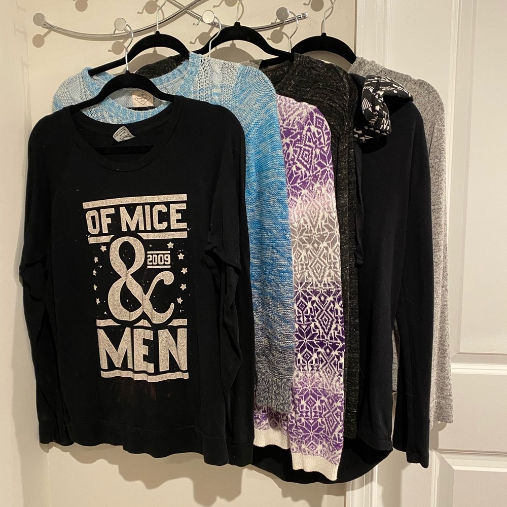Random long sleeve shirts